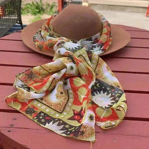 Nine West 100% wool hat with brown and silver around the  brim